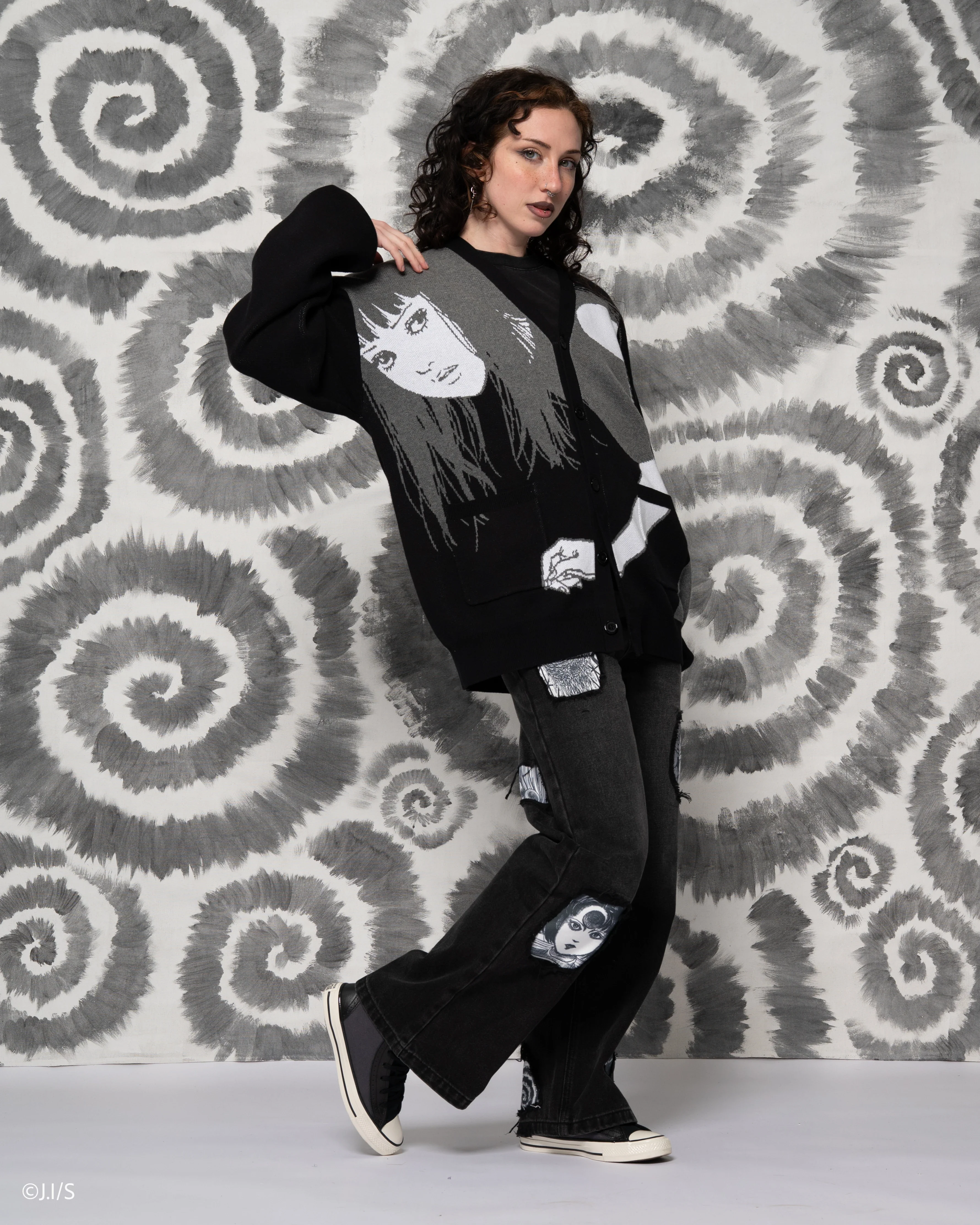 Black Paradox Cardigan - Image 5